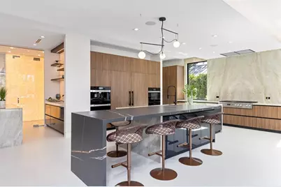 2733 NE 16th St, Fort Lauderdale, FL 33304 - Photo 13