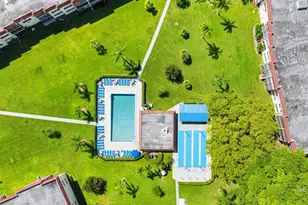 9423 S Hollybrook Lake Dr, Pembroke Pines, FL 33025 - Photo 31