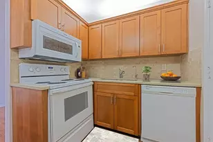 2161 NE 68th St, Fort Lauderdale, FL 33308 - Photo 5