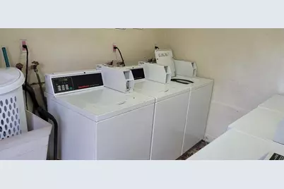 2252 NW 183 St, Unit #4, Miami Gardens, FL 33056 - Photo 13