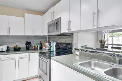 2759 NW 198th Ter, Miami Gardens, FL 33056 - Photo 11