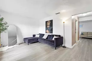 2759 NW 198th Terrace, Miami Gardens, FL 33056 - Photo 3