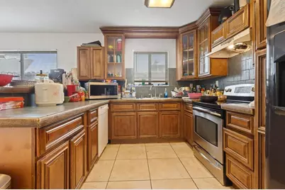 4024 NW 23rd Ct, Miami, FL 33142 - Photo 19