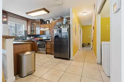 4024 NW 23rd Ct, Miami, FL 33142 - Photo 17