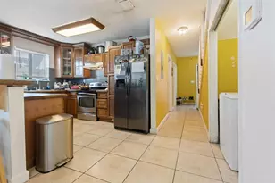 4024 NW 23rd Ct, Miami, FL 33142 - Photo 17