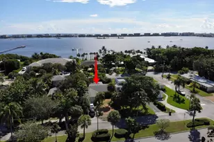 922 S Palmway, Lake Worth Beach, FL 33460 - Photo 3