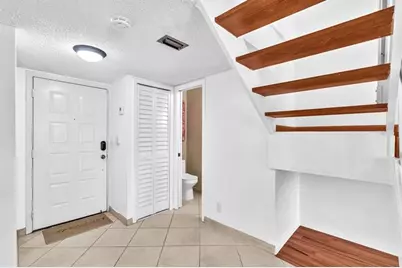 7903 NW 7th Ct, Plantation, FL 33324 - Photo 3