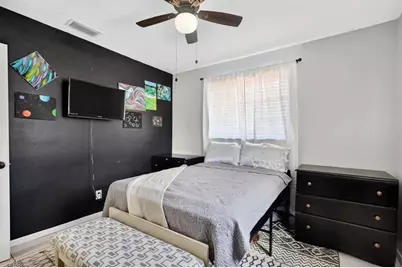 7641 NW 6th Ct, Pembroke Pines, FL 33024 - Photo 37