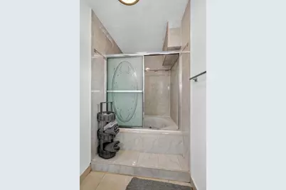 7641 NW 6th Ct, Pembroke Pines, FL 33024 - Photo 29