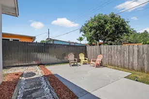 7641 NW 6th Ct, Pembroke Pines, FL 33024 - Photo 41