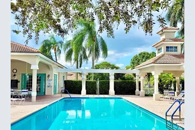 2561 E Aragon Blvd, Unit #1, Sunrise, FL 33313 - Photo 13