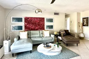 1000 NE 14 Unit, Hallandale Beach, FL 33009 - Photo 11