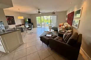 1000 NE 14 Unit, Hallandale Beach, FL 33009 - Photo 13