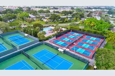 2504  Antigua Ter, Unit #E2, Coconut Creek, FL 33066 - Photo 25