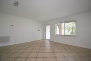 960 NW 49th St, Deerfield Beach, FL 33064 - Photo 9