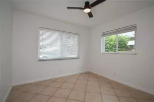 960 NW 49th St, Deerfield Beach, FL 33064 - Photo 11