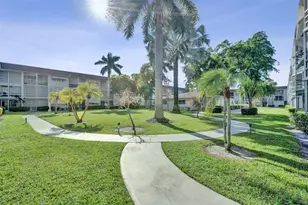 400 SE 10th St, Deerfield Beach, FL 33441 - Photo 33