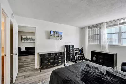 400 SE 10th St, Unit #117, Deerfield Beach, FL 33441 - Photo 23