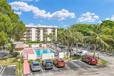 2701  Riverside Dr, Unit #305-B, Coral Springs, FL 33065 - Photo 21