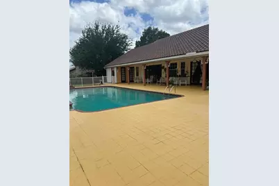 11301 SW 3rd St, Plantation, FL 33325 - Photo 15