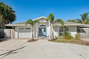 212 14th Pl, Vero Beach, FL 32960 - Photo 1