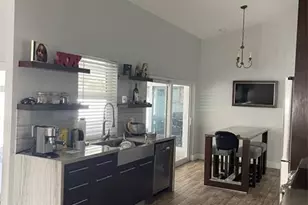 7485 Royal Palm Blvd, Margate, FL 33063 - Photo 11