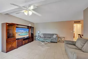 1300 N 12th Ct, Hollywood, FL 33019 - Photo 3