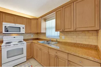 1300 N 12th Ct, Unit #7B, Hollywood, FL 33019 - Photo 9