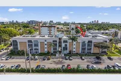 3040 NE 16th Ave, Unit #411, Oakland Park, FL 33334 - Photo 1