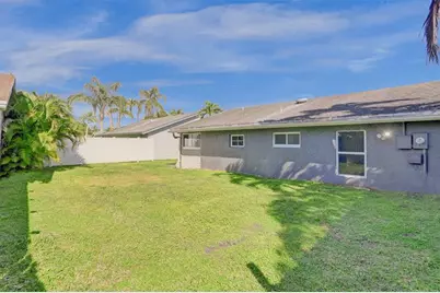 967 NW 89th Ave, Plantation, FL 33324 - Photo 21