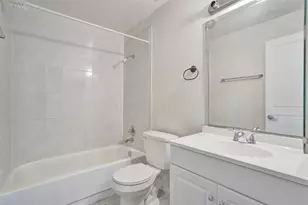 967 NW 89th Ave, Plantation, FL 33324 - Photo 37