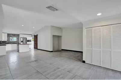 967 NW 89th Ave, Plantation, FL 33324 - Photo 7