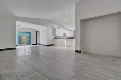 967 NW 89th Ave, Plantation, FL 33324 - Photo 13