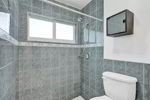 967 NW 89th Ave, Plantation, FL 33324 - Photo 25