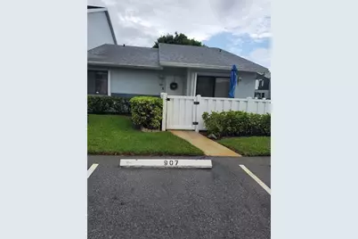[Address not provided], West Palm Beach, FL 33415 - Photo 9