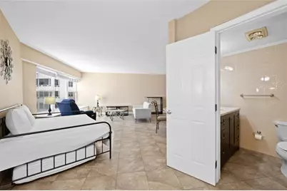 3700  Galt Ocean Dr, Unit #409, Fort Lauderdale, FL 33308 - Photo 13