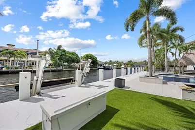 2330 NE 35th St, Lighthouse Point, FL 33064 - Photo 59