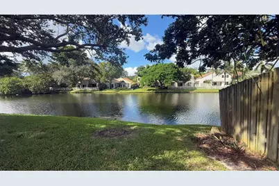 1050  NW 108th Ave, Plantation, FL 33322 - Photo 13