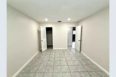 511 W Kalmia Dr, Unit #10, Lake Park, FL 33403 - Photo 15