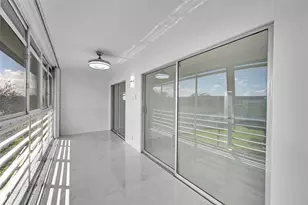 2901 Victoria Cir, Coconut Creek, FL 33066 - Photo 15