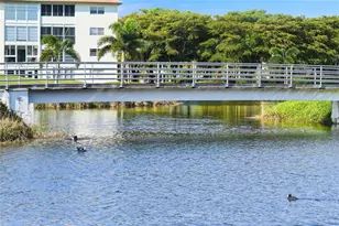 2901 Victoria Cir, Coconut Creek, FL 33066 - Photo 57