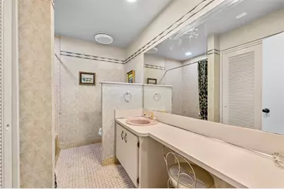 1730 NW 118th Ave, Pembroke Pines, FL 33026 - Photo 17