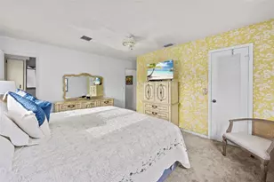 1730 NW 118th Ave, Pembroke Pines, FL 33026 - Photo 31