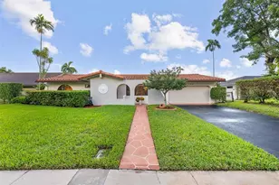 1730 NW 118th Ave, Pembroke Pines, FL 33026 - Photo 3