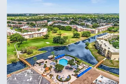 9660  Sunrise Lakes Blvd, Unit #301, Sunrise, FL 33322 - Photo 1