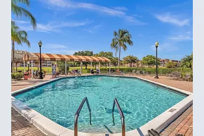 9660  Sunrise Lakes Blvd, Unit #301, Sunrise, FL 33322 - Photo 11