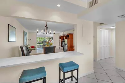 9301  Sunrise Lakes Blvd, Unit #207, Sunrise, FL 33322 - Photo 11