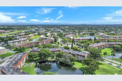 9301  Sunrise Lakes Blvd, Unit #207, Sunrise, FL 33322 - Photo 29