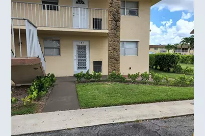 9911  Sandalfoot Blvd, Unit #101, Boca Raton, FL 33428 - Photo 3