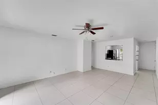 9182 NW 40th St, Coral Springs, FL 33065 - Photo 11